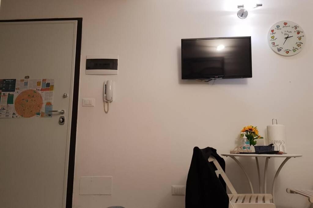 Affection Apartment Болоня Екстериор снимка